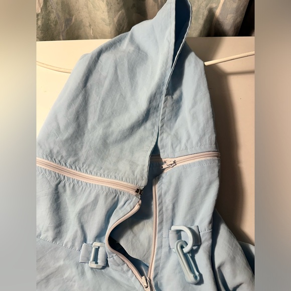 Oxford Street Paris Women’s 1X Polyester Jacket with removable hood. - Picture 8 of 8